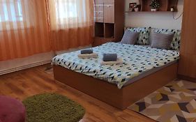 Eden Apartman
